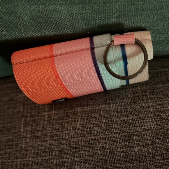 Thread Wallet - Picture 5 of 5